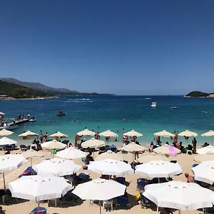 https://seaside-vila-ksamil.albaniahotels.org